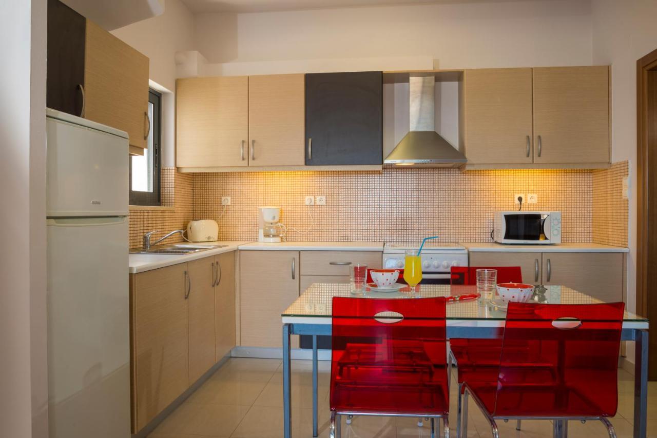 Caravella Luxury Apartments 팔라이오코라 외부 사진