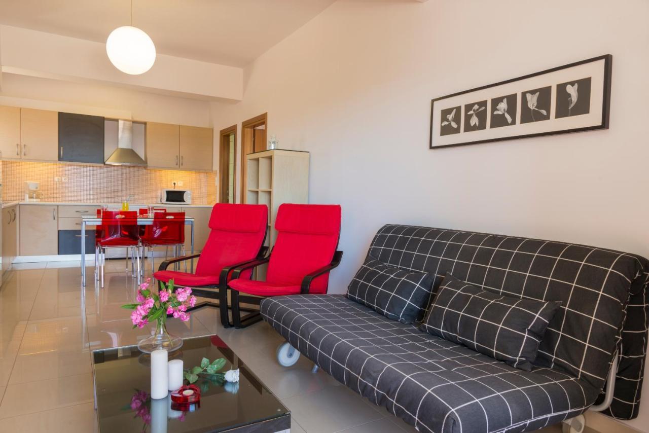 Caravella Luxury Apartments 팔라이오코라 외부 사진
