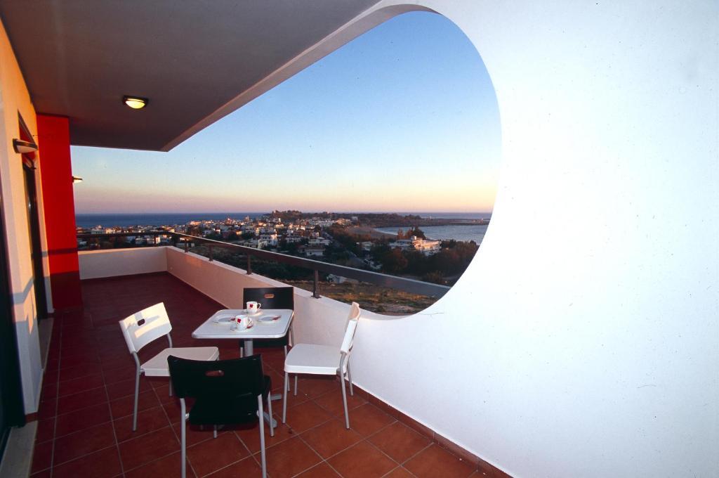 Caravella Luxury Apartments 팔라이오코라 외부 사진