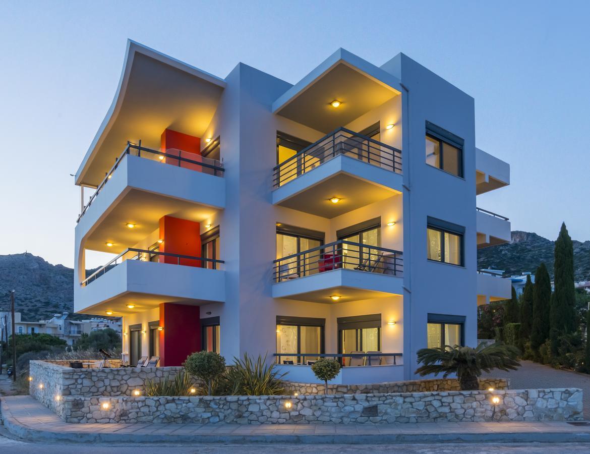 Caravella Luxury Apartments 팔라이오코라 외부 사진