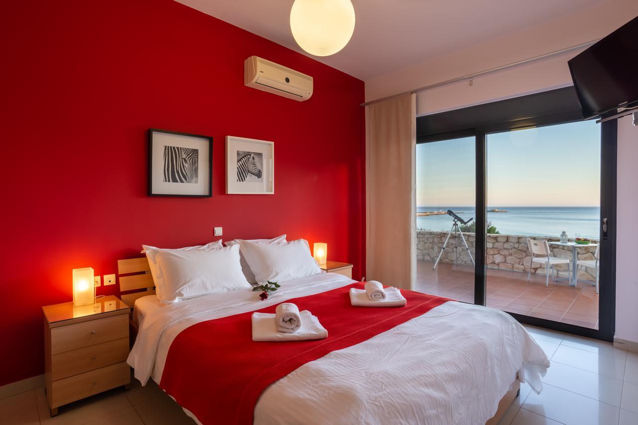 Caravella Luxury Apartments 팔라이오코라 외부 사진